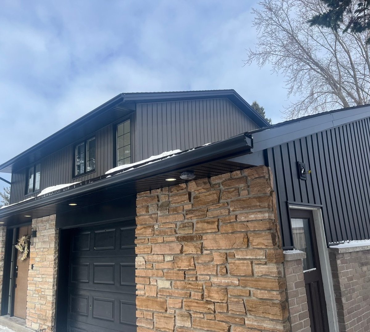 Seamless eavestrough installation in Port Elgin