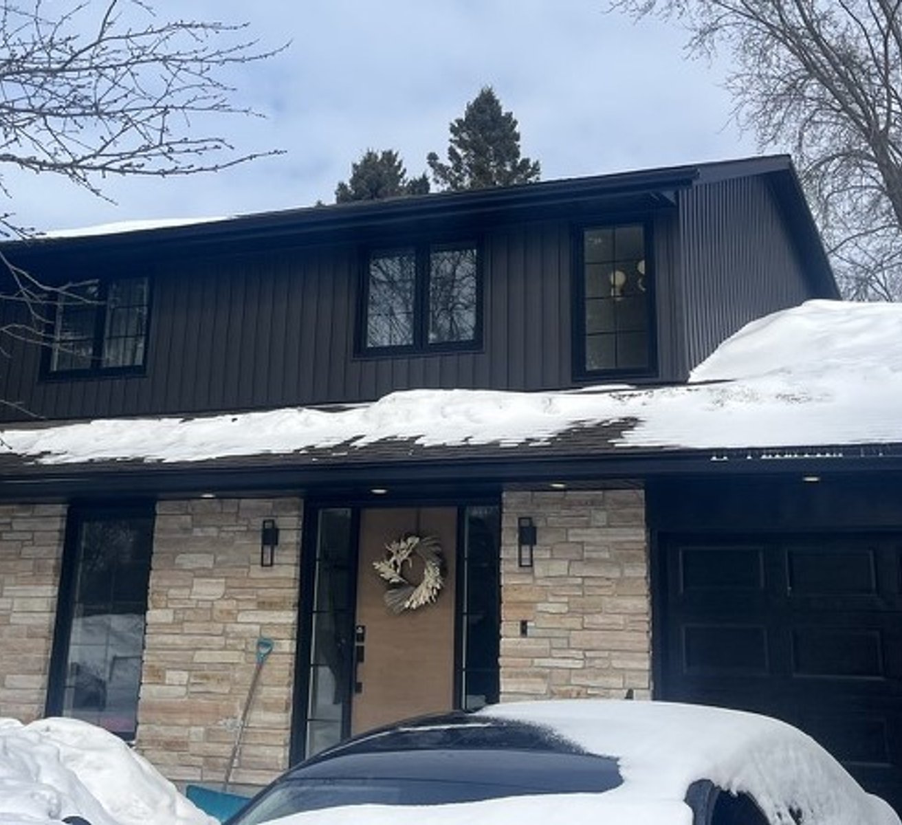 Premium vinyl siding installation in Wiarton